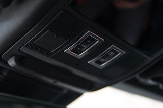Land Rover Range Rover Evoque 2022 P300E HSE R-DYNAMIC-thumb-42