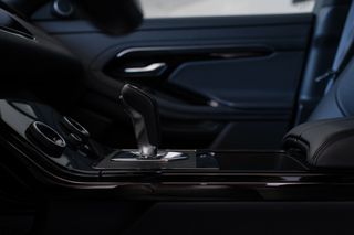 Land Rover Range Rover Evoque 2022 P300E HSE R-DYNAMIC-thumb-26