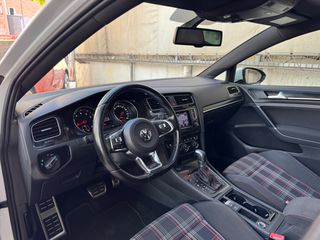 Volkswagen Golf 2014 GTI DSG F1 PANORAMA 220 HP LED NAVI-thumb-11