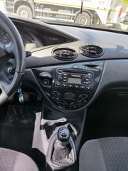 Ford Focus 2004-thumb-7