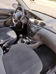 Ford Focus 2004-thumb-10