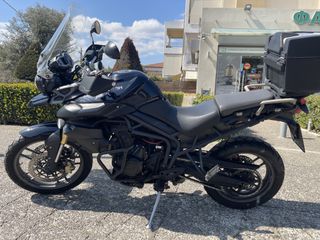 Triumph Tiger 800 2012-thumb-4