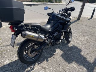 Triumph Tiger 800 2012-thumb-5