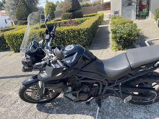 Triumph Tiger 800 2012-thumb-8