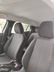 Peugeot 2008 2021-thumb-16