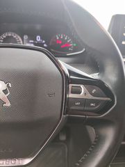 Peugeot 2008 2021-thumb-18
