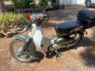Honda C 1975 C50C (στρογγυλοφαναρο)