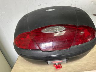 SUZUKI YAMAHA HONDA APRILIA  BAΛΙΤΣΑ ΜΠΑΓΚΑΖΙΕΡΑ GIVI XΩΡΙΣ ΒΑΣΗ