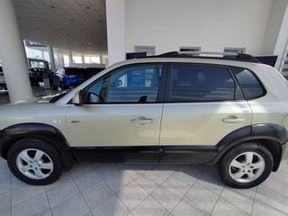 Hyundai Tucson 2005-thumb-6