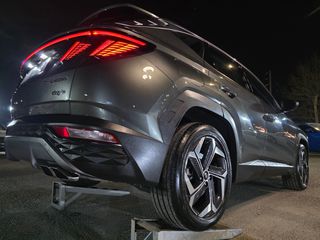 Hyundai Tucson 2022 "PREMIUM" 4WD! Plug-in Hybrid 265ps!!!!-19αρες ΑΨΟΓΟ !!!!!-thumb-2