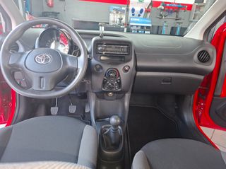 Toyota Aygo 2017-thumb-4
