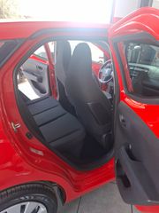 Toyota Aygo 2017-thumb-8