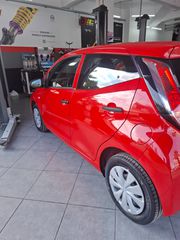 Toyota Aygo 2017-thumb-9