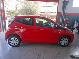 Toyota Aygo 2017-thumb-11