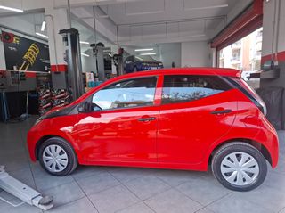 Toyota Aygo 2017-thumb-12