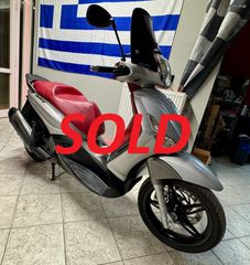 Piaggio Beverly 350 2015 BEVERLY 350 SPORT TOURING