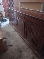 Κλασικός Ξύλινος Μπουφές 210 cm