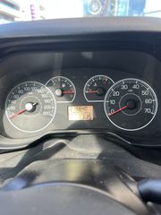 Fiat Punto 2011-thumb-5