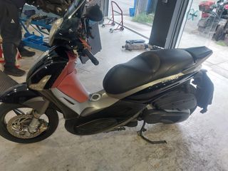 πωλούνται ανταλλακτικά τα πάντα