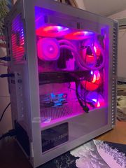 GAMING PC ME RYZEN 7 7800X3D KAI RADEON RX9060XT 16VRAM