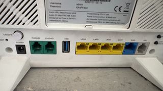 Router ZYXEL VMG8623-T50B-thumb-2