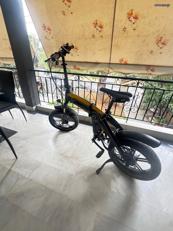 Ducati Scrambler 2021 SCRE- Sport Bike