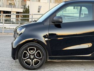 Smart ForTwo 2019-thumb-4