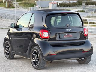 Smart ForTwo 2019-thumb-5