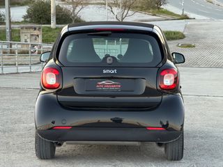 Smart ForTwo 2019-thumb-6