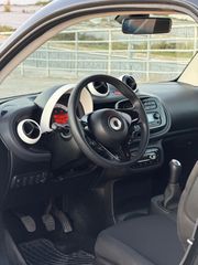 Smart ForTwo 2019-thumb-10