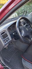 Toyota Avensis 2000-thumb-18