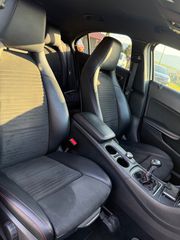 Mercedes-Benz A 180 2017 AMG LINE-thumb-20