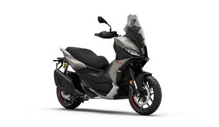 Aprilia SR GT 400 2026-thumb-2