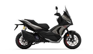 Aprilia SR GT 400 2026-thumb-4