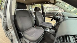 Volkswagen Polo 2005-thumb-12