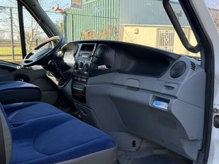 Φορτηγό Άνω Των 7.5τ Iveco 2009 65c18-thumb-38