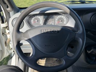 Φορτηγό Έως 7.5τ Iveco 2009 65c18-thumb-31