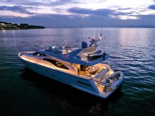 Ferretti 2001 68-thumb-5