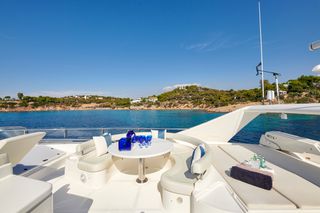 Ferretti 2001 68-thumb-12