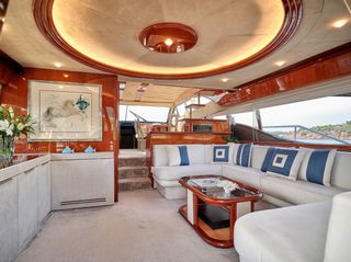 Ferretti 2001 68-thumb-17