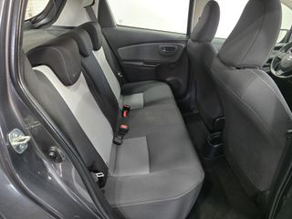 Toyota Yaris 2017 1.0 VVT-i COMFORT (ΔΕΣΜΕΥΤΗΚΕ)-thumb-32