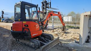 Εκσκαφάκι (διαβολάκι) Kubota 2017 KX 101-3A