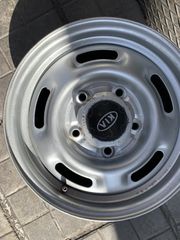 15αρα ζάντα από Kia sportage