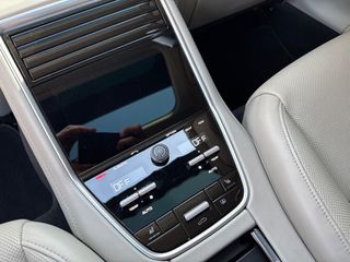 Porsche Panamera 2019 TURBO S HYBRID-thumb-65
