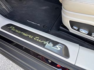 Porsche Panamera 2019 TURBO S HYBRID-thumb-71