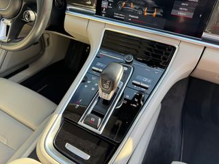Porsche Panamera 2019 TURBO S HYBRID-thumb-47