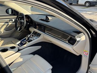 Porsche Panamera 2019 TURBO S HYBRID-thumb-31