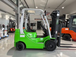 Cesab 2016 (Made in Europe by Toyota) M318D
