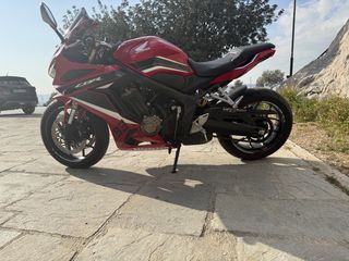 Honda CBR 650 2021-thumb-4