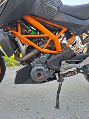 KTM 390 Duke 2016-thumb-9